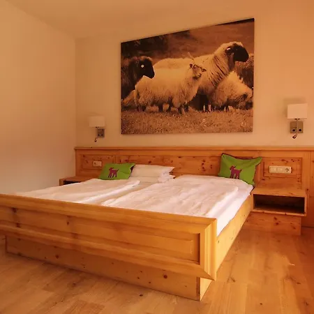 Hotel Family Alm Tirol